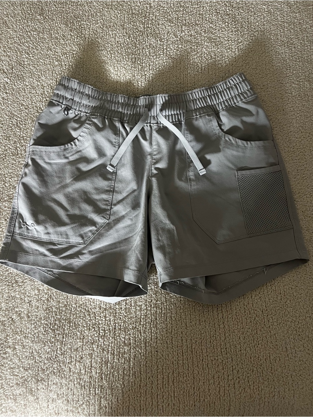 Columbia Women's Light Gray Athletic Drawstring Shorts